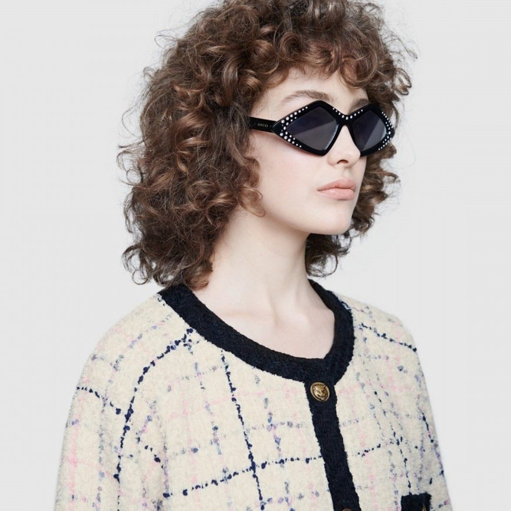 Gucci Hollywood 0496 Black Crystal Diamond Fashion Retro Sunglasses GG0496S 004